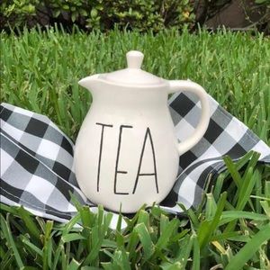 Vintage Teapot (Rae Dunn look alike)